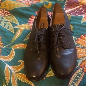 Frye womens dress shoes size 9